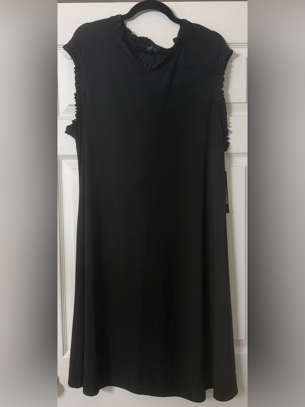 Nicole Miller Black Maxi Dress with Ruched Sleeves